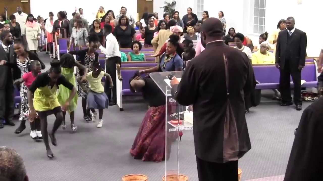 Friday Night Youth & Leadership Conference Praise Break