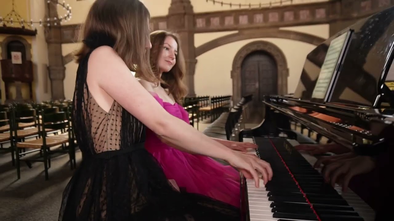 Maria&Sofia Klavierduo -Skoryk &ldquo;Im Volkston&rdquo;.
