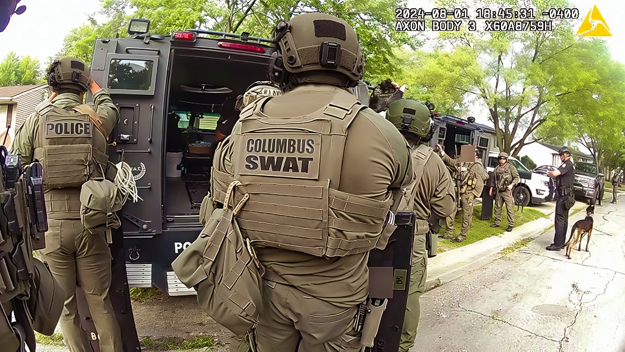 SWAT Team Plays Rainbow 6 Siege in Real Life