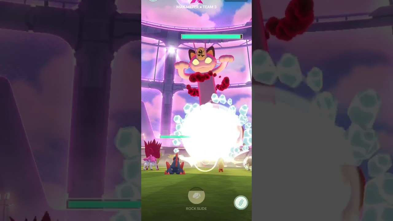 Catching Gigantamax Meowth🙀😻#gigantamax #meowth 