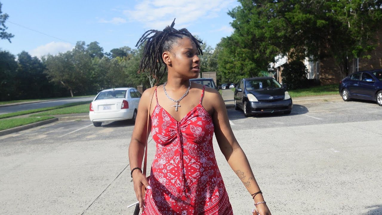 Уличное интервью с Марли Джи: «Если вы на улице, это не значит, что вы не можете позаботиться о с...