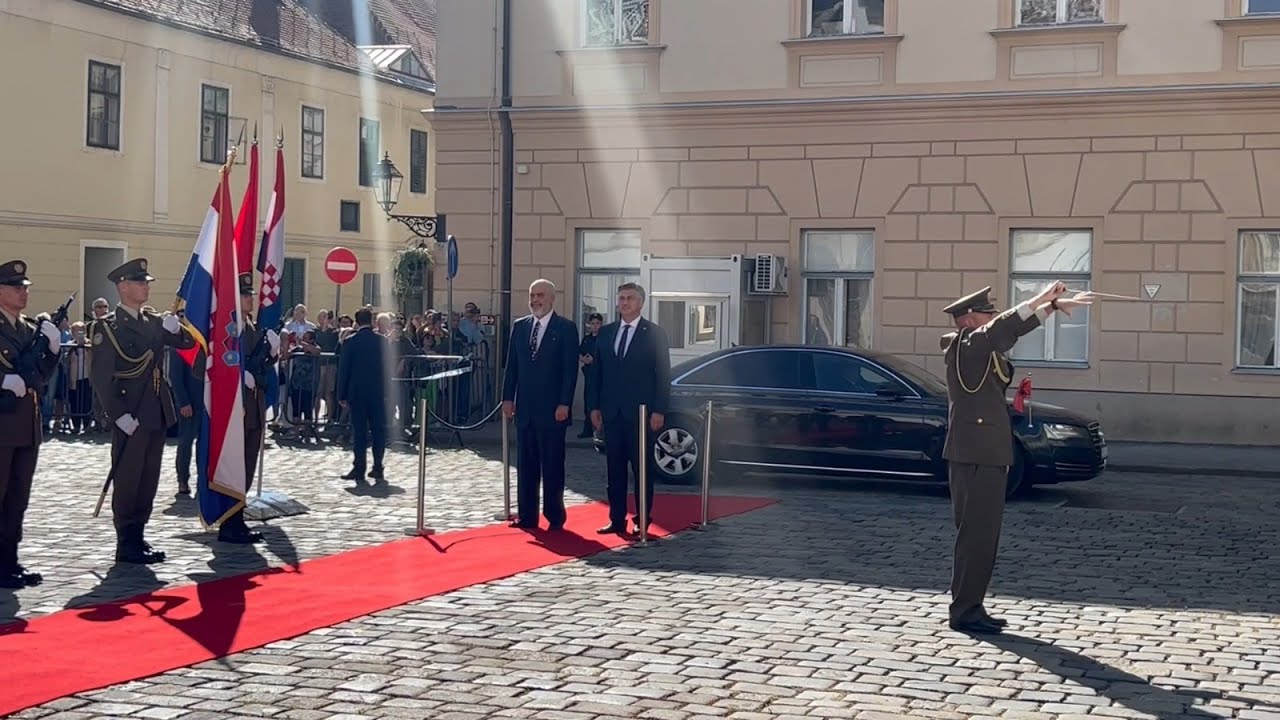 📍Zagreb, Kroaci - Ceremonia zyrtare e pritjes nga Kryeministri i Kroacisë, Andrej Plenković🇦🇱🤝🇭🇷