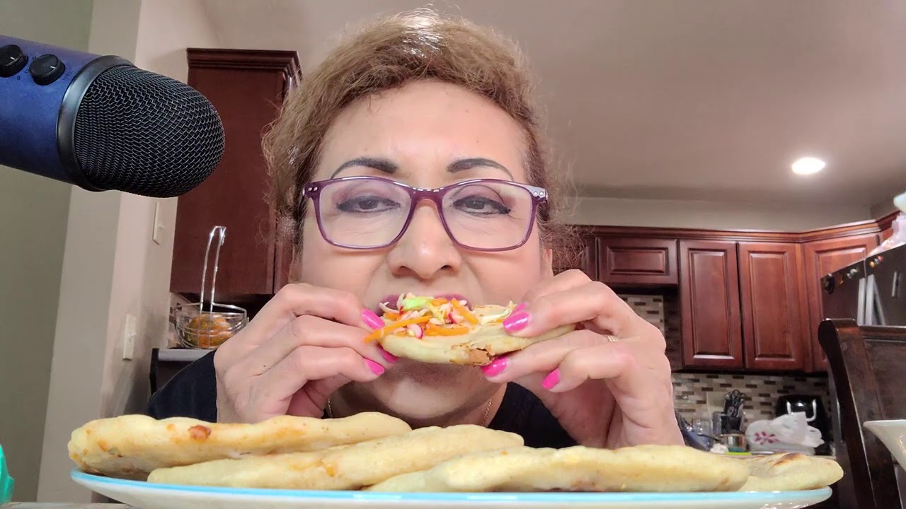 ASMR Pupusas