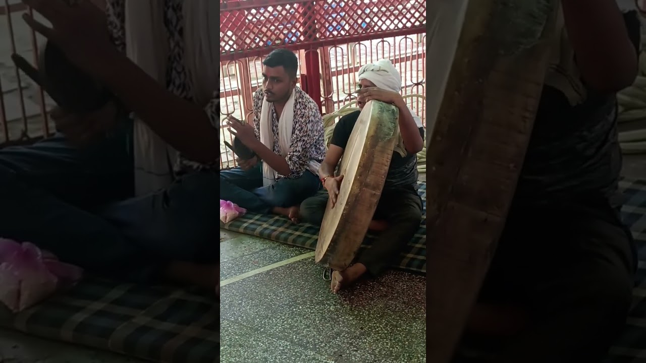 भैरू का बास (रेवाड़ी) मे बाबा का गुणगान करते हुए भगतगण बोलो बाबा भैरव की जय🚩