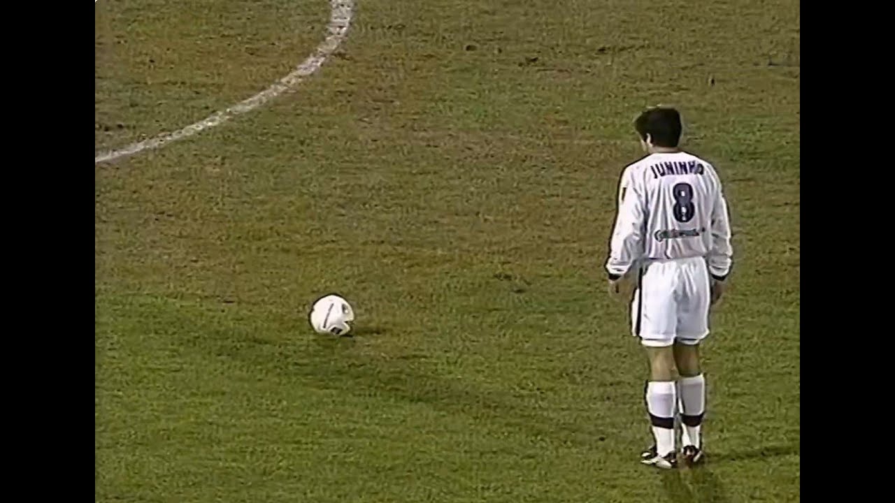 Juninho - Coup Francs (Lyon 2005)