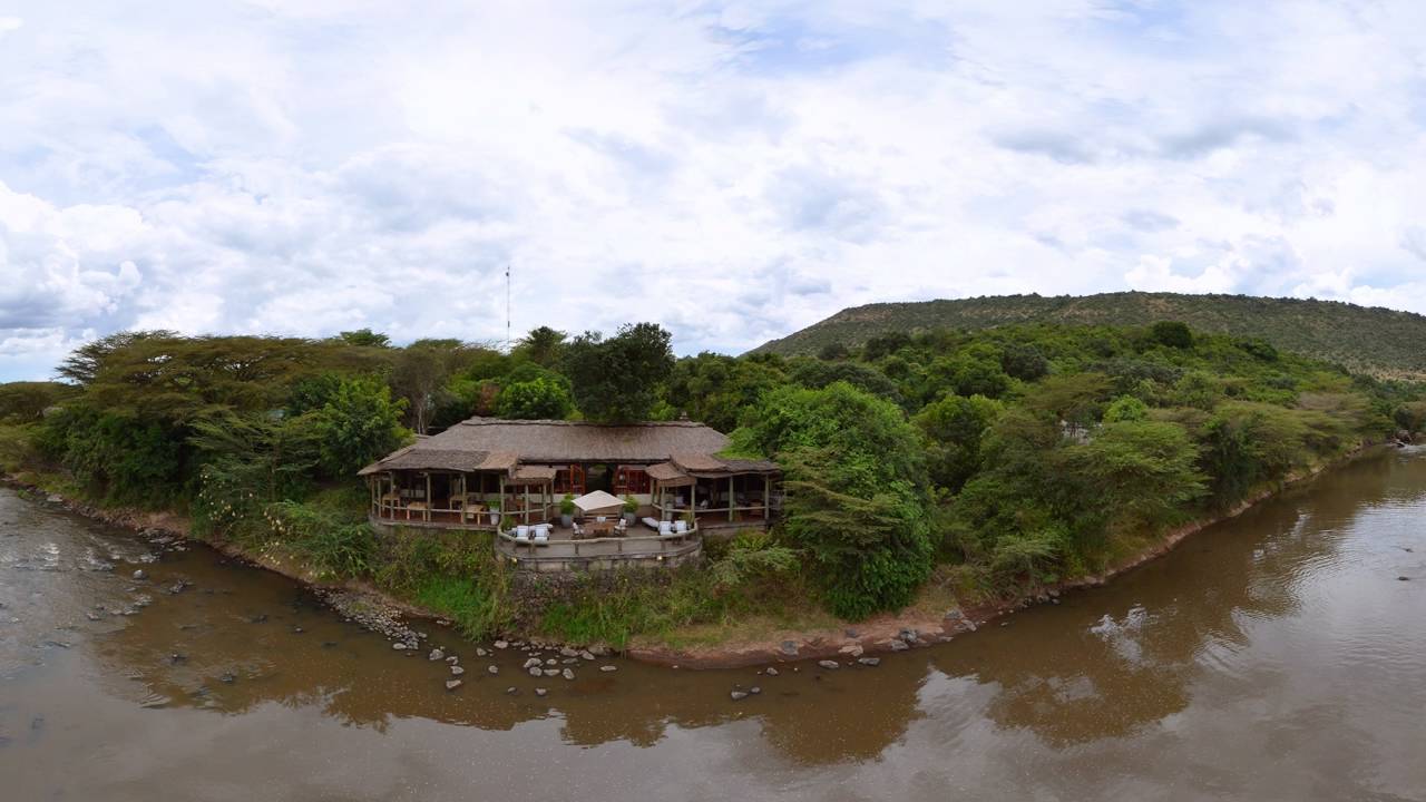 360 VR Video of Sanctuary Olonana, Kenya