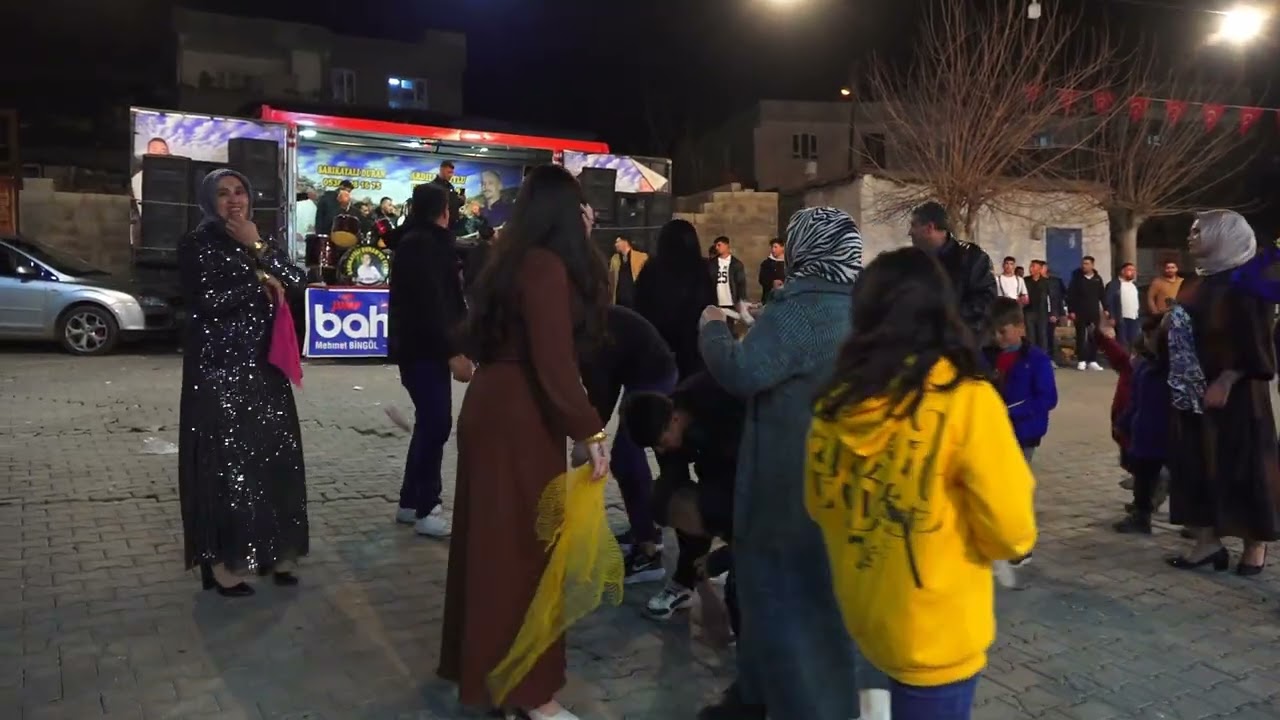 Azezi köyü Yunus ve Bünyamin yaşar asker eğlencesi part 2  Ardıllı Mutlu Sarıkayalı Duran eşliğinde