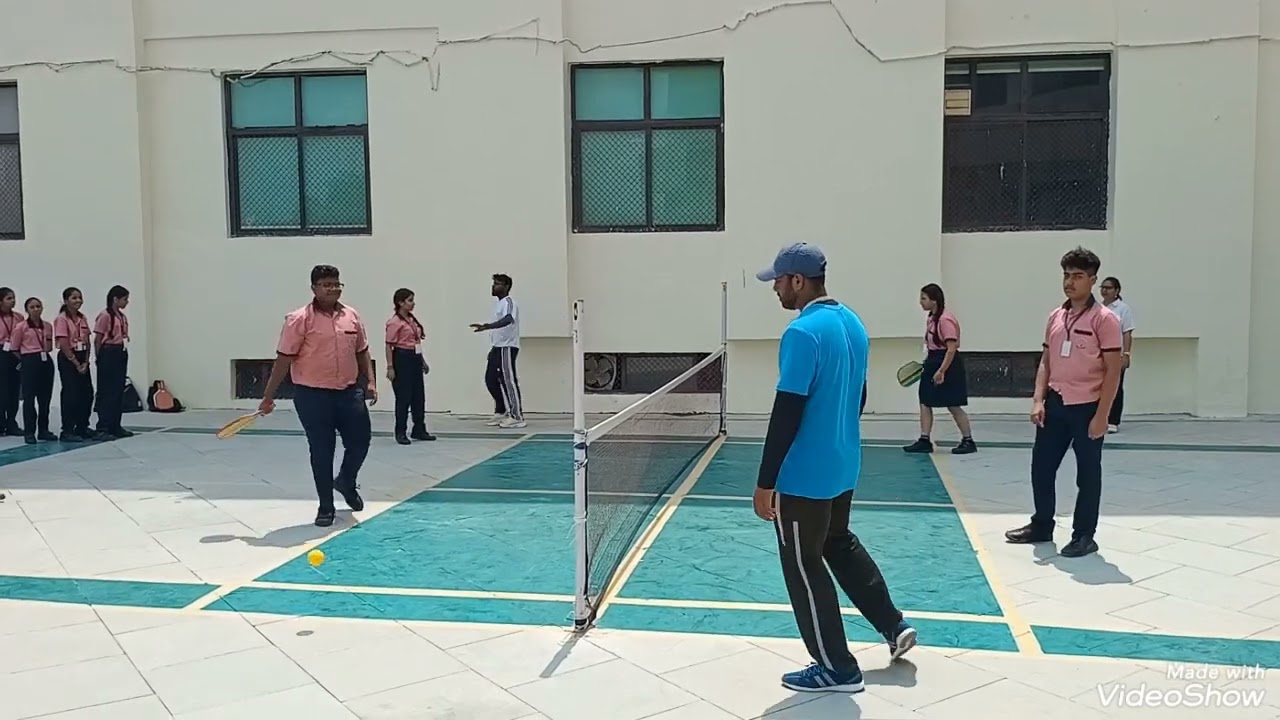 Pickle Ball with Grade 9 : Knowledge Tree World School