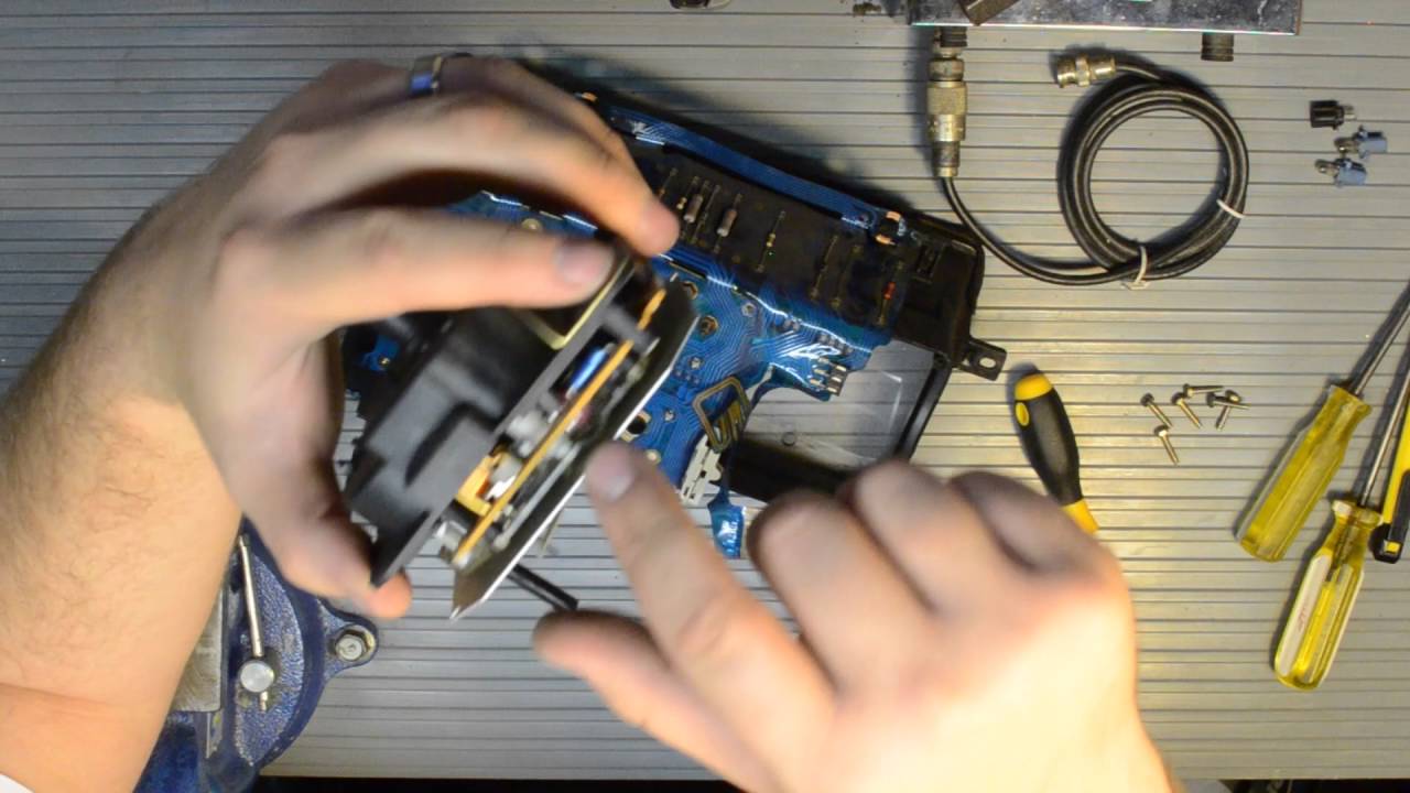 003 - VW Instrument Cluster Disassembly & Odometer Repair