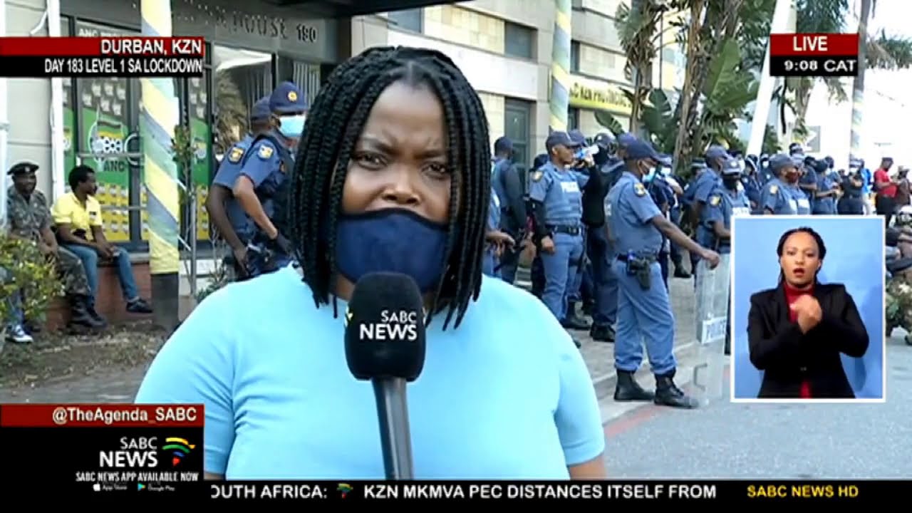 Disgruntled members of the uMkhonto WeSizwe Veterans Association march in Durban