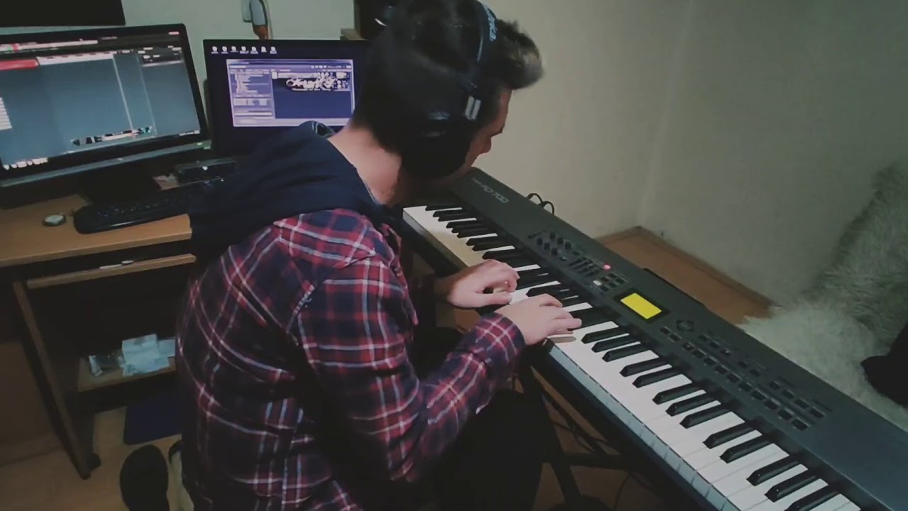 Jamming on piano Dream Theater's 