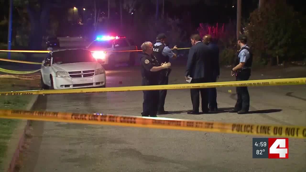 Boyfriend fatally shot woman who was inside rideshare in St. Louis, police say