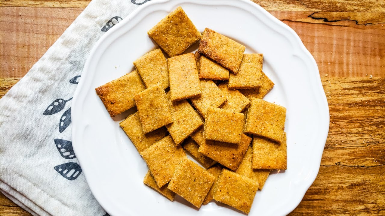 EASY Homemade Crackers in 5 Minutes | Crunchy, Healthy, & Simple