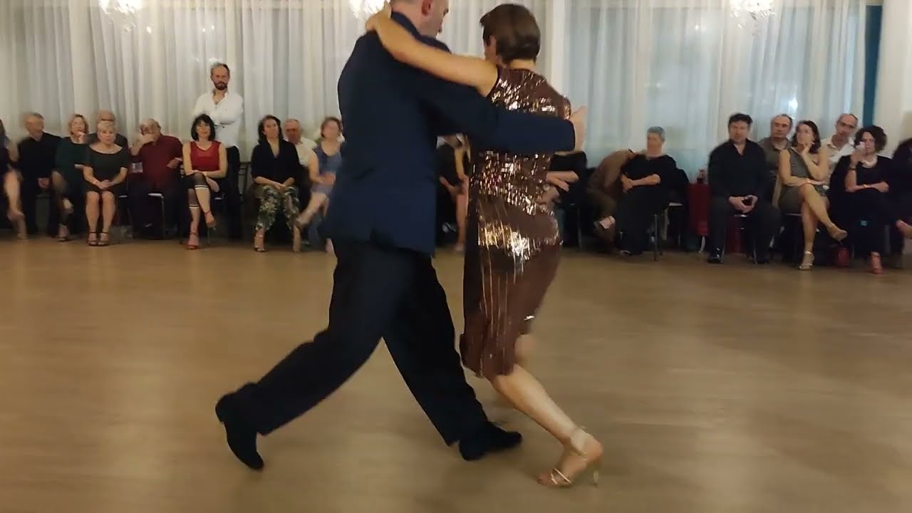 Joe Corbata y Lucila Cionci 1 - Milonga Mucho Mas - Cervia - Italia