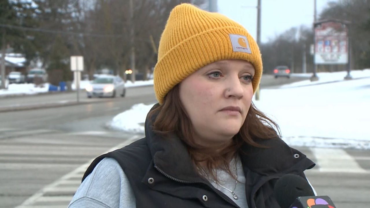 Brantford hockey mom claims son faced death threats in group chat