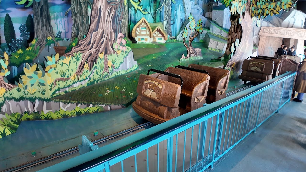 [2026] Snow White’s Adventures Ride at Tokyo Disneyland - 4K POV 60FPS 
