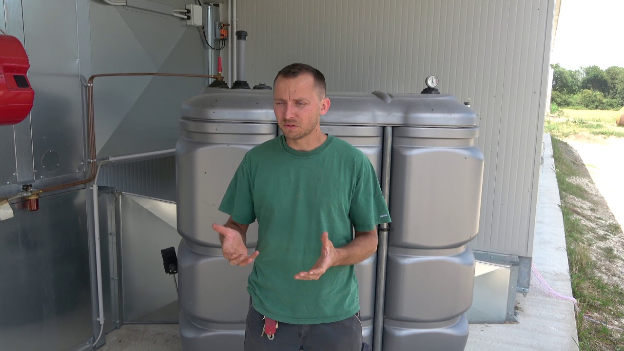 Séchoir Trèfle et Luzerne AgriCompact: Reportage d´un Eleveur de 600 Chèvres - 4k -