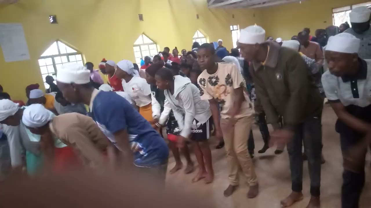 Vijana waamua kumtumikia Maulana badala ya ulimwengu