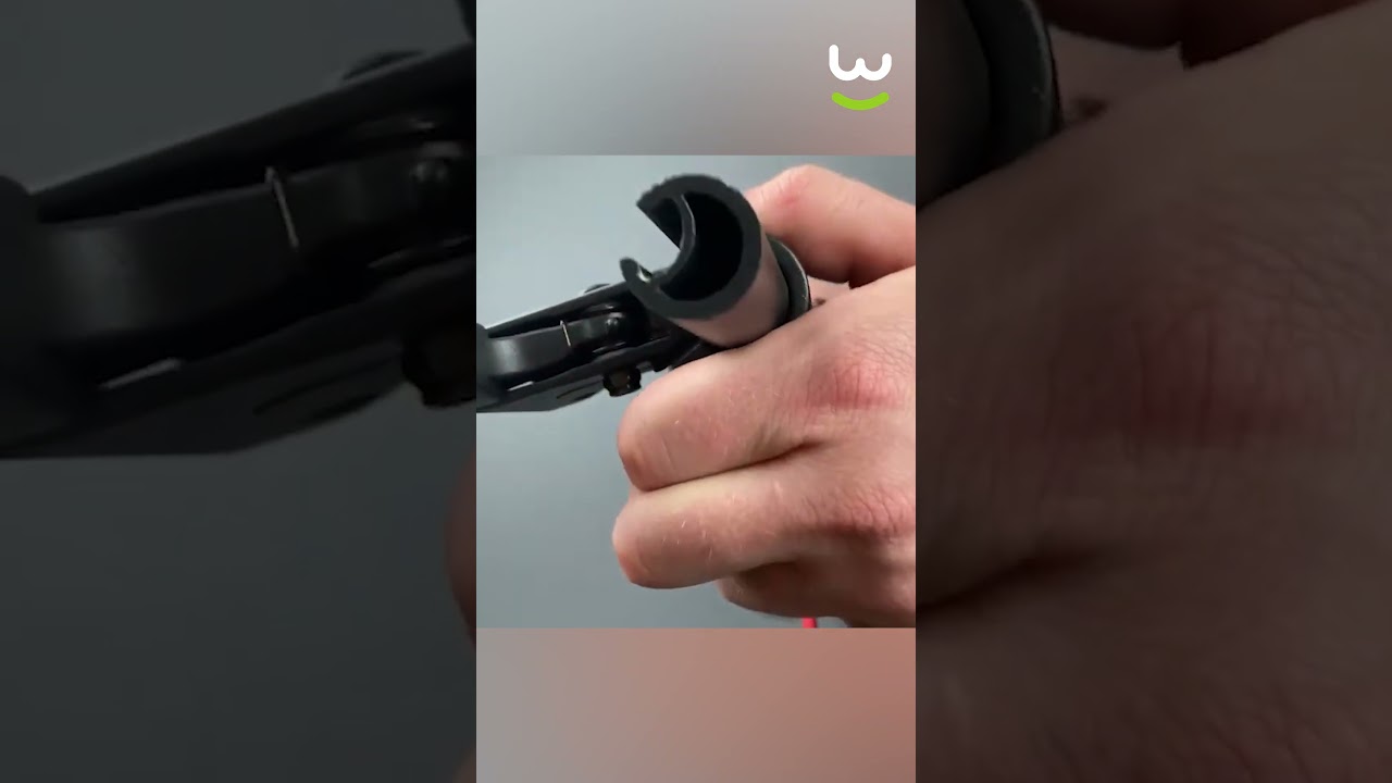 Comment changer sa sonnette sur sa trottinette &eacute;lectrique #shorts #trottinetteelectrique #sonnette