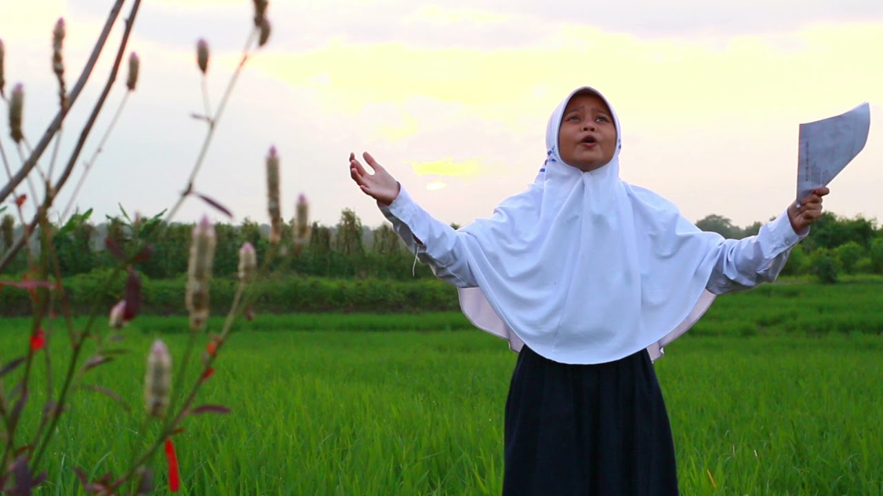 MENYENTUH HATI, Puisi Guru Oleh Khodijatul Kubro. Selamat Hari Guru  #HariGuruNasional2021