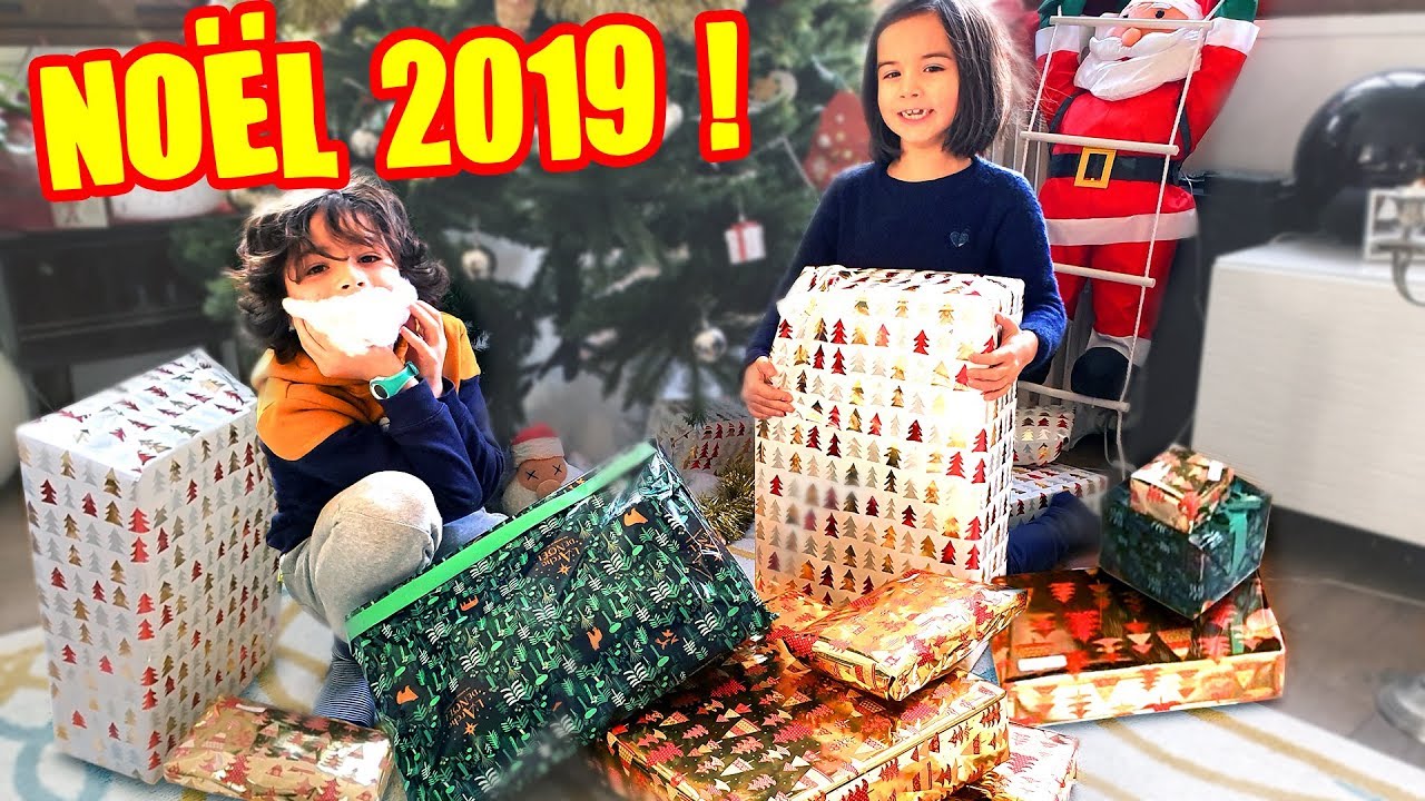 NOS CADEAUX DE NO&Euml;L 2019   FANTIN ET AMANTINE OUVRENT LEURS CADEAUX  DEMO JOUETS