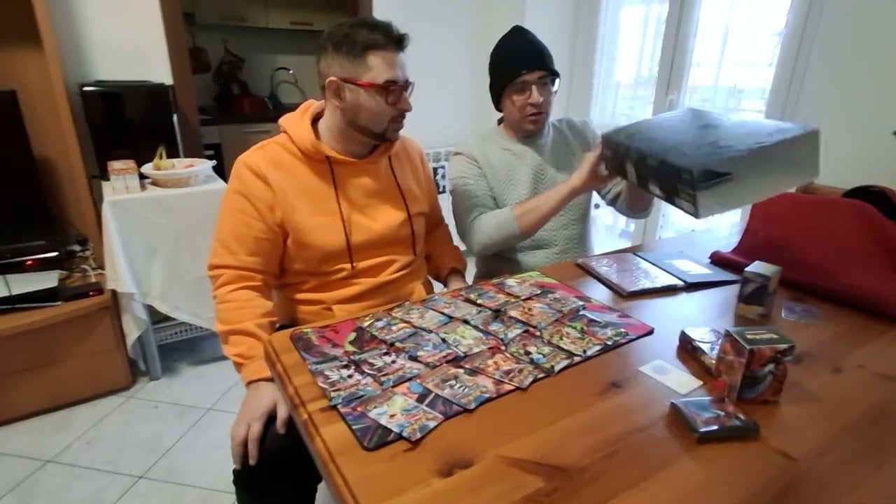 Pokemon TCG live in real spacchettamento ultra premion collection di fiamme spettrali 