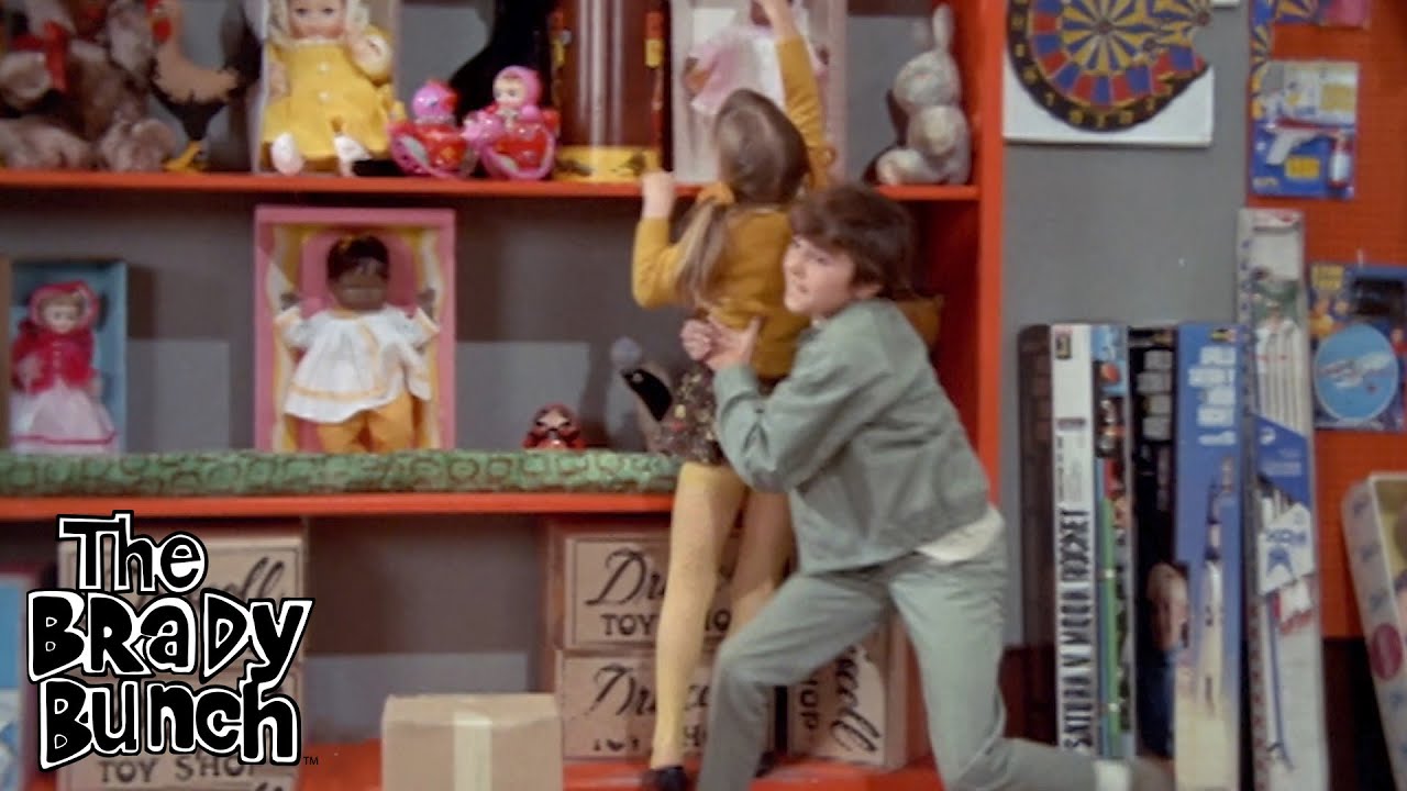 Peter Brady Is Labeled a Hero after Saving a Girl's Life!