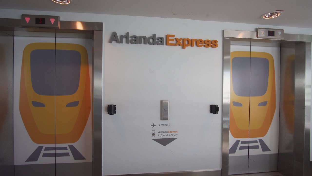 Sweden, Stockholm, Arlanda Airport, walking from Terminal 2 to 5, 1X elevator, 1X moving sidewalk