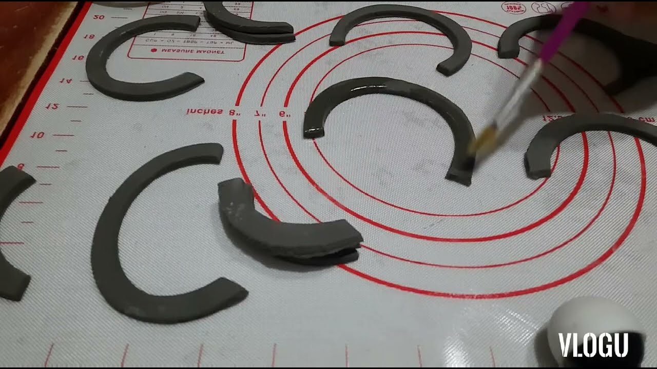 PAANO GUMAWA NG HANDCUFF OR POSAS USING FONDANT SIMPLE TUTORIAL