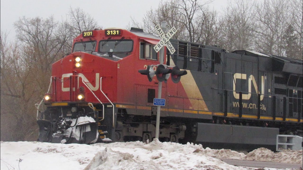 (New camcorder!) CN 3131 leads 50T in Oliver, WI (12/26/25)
