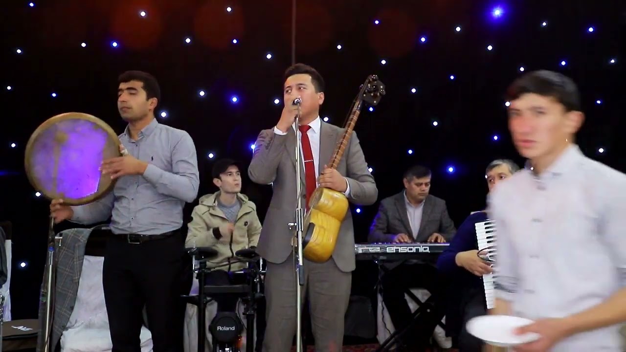 Ogabek sharipov to'yda jonli ijro