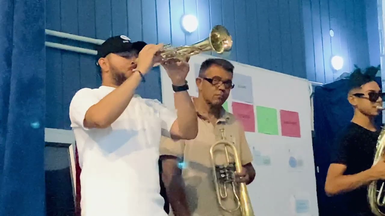 Orkestar Leonardo Ametovic Iz Bojnika &  Nedam Bolu Dame Slomi 