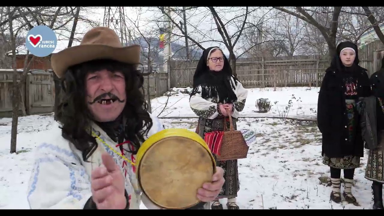Obiceiuri autentice din Vrancea - Ansamblul Chipărușul din Nereju