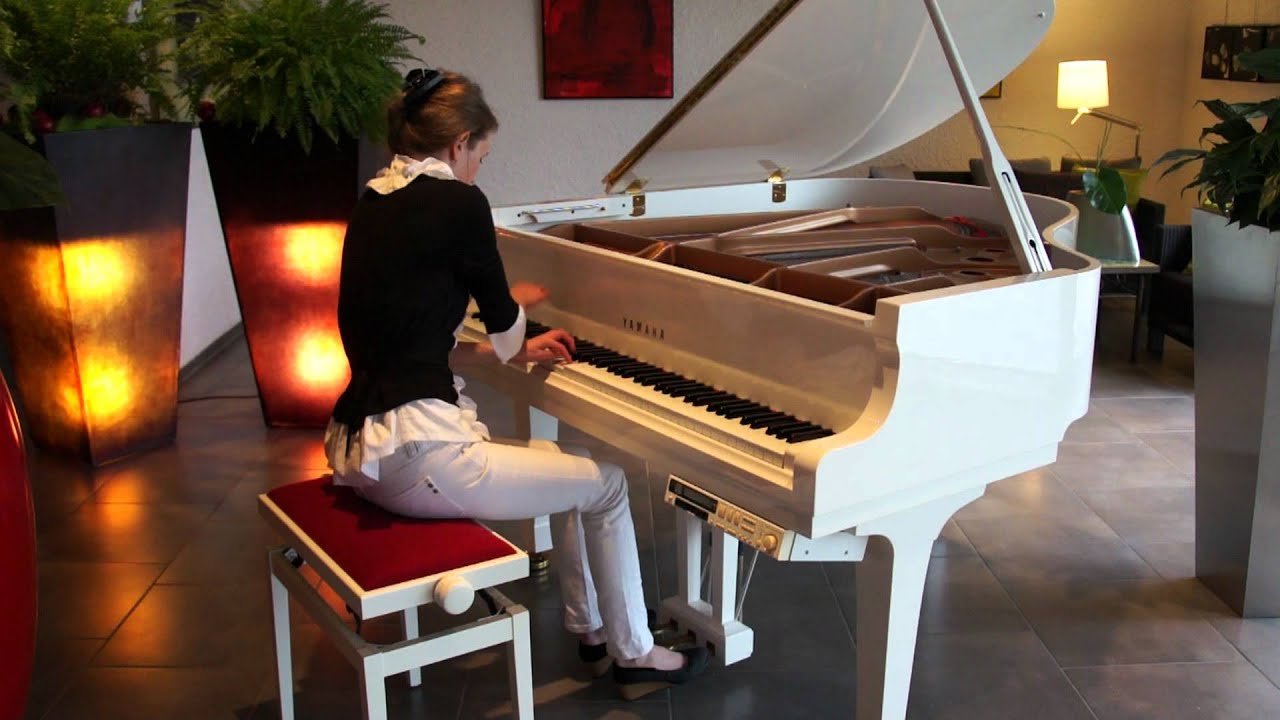 Kristina Kosmina - Felix Mendelssohn Prelude opus 104 N°2