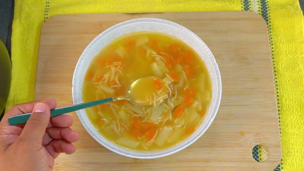 Sopita Sencilla para una Dieta Blanda F&aacute;cil y R&aacute;pida