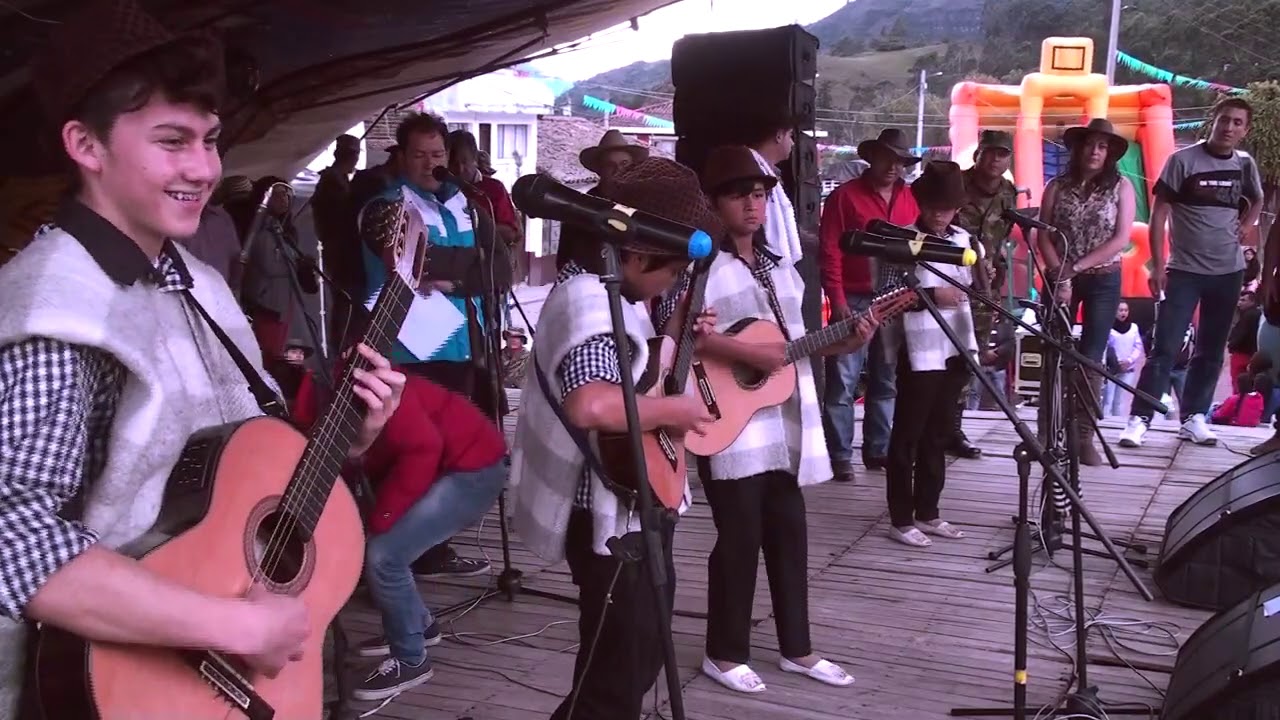 Juventud Parrandera en Chiscas 2015, que concierto!!