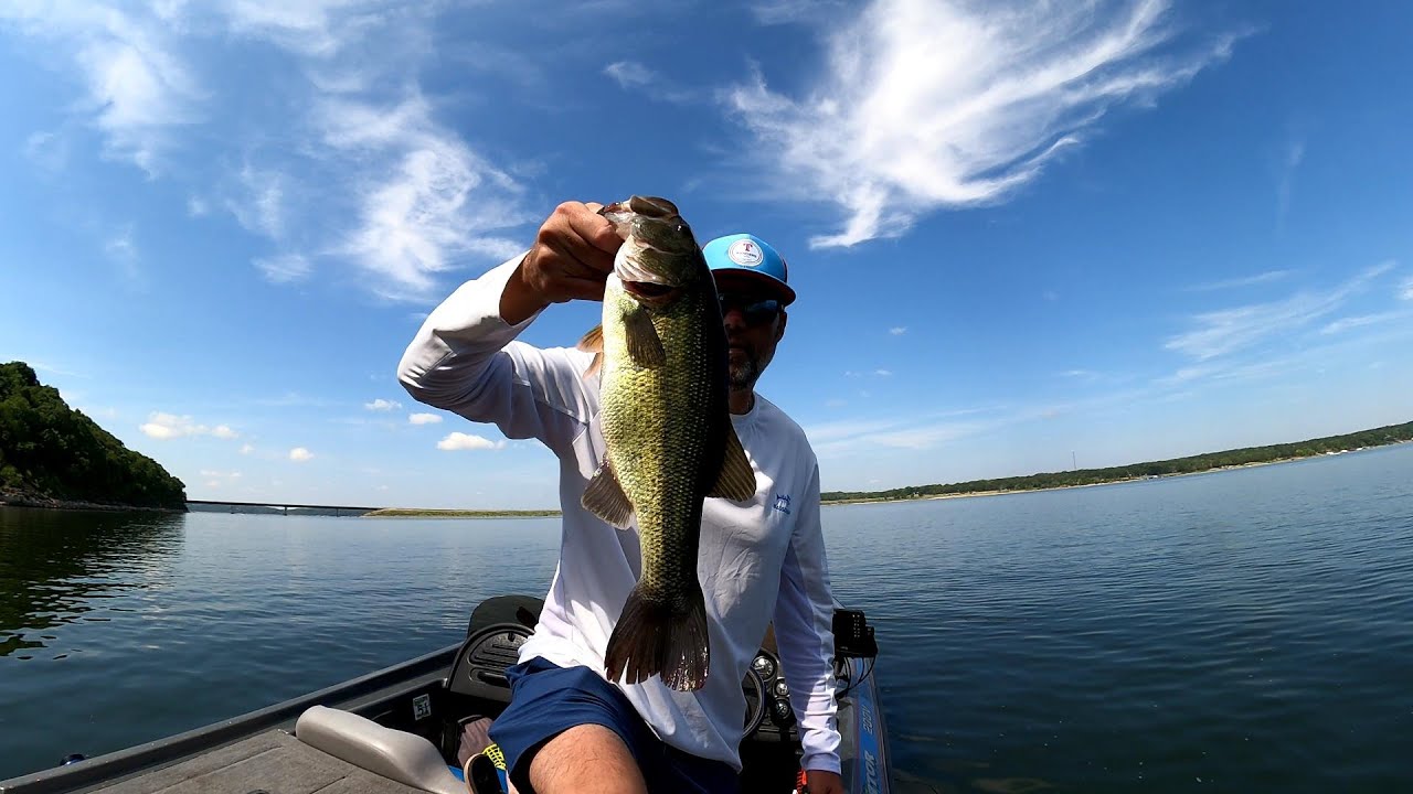Ft Gibson Lake Finding Bass in the Heat!