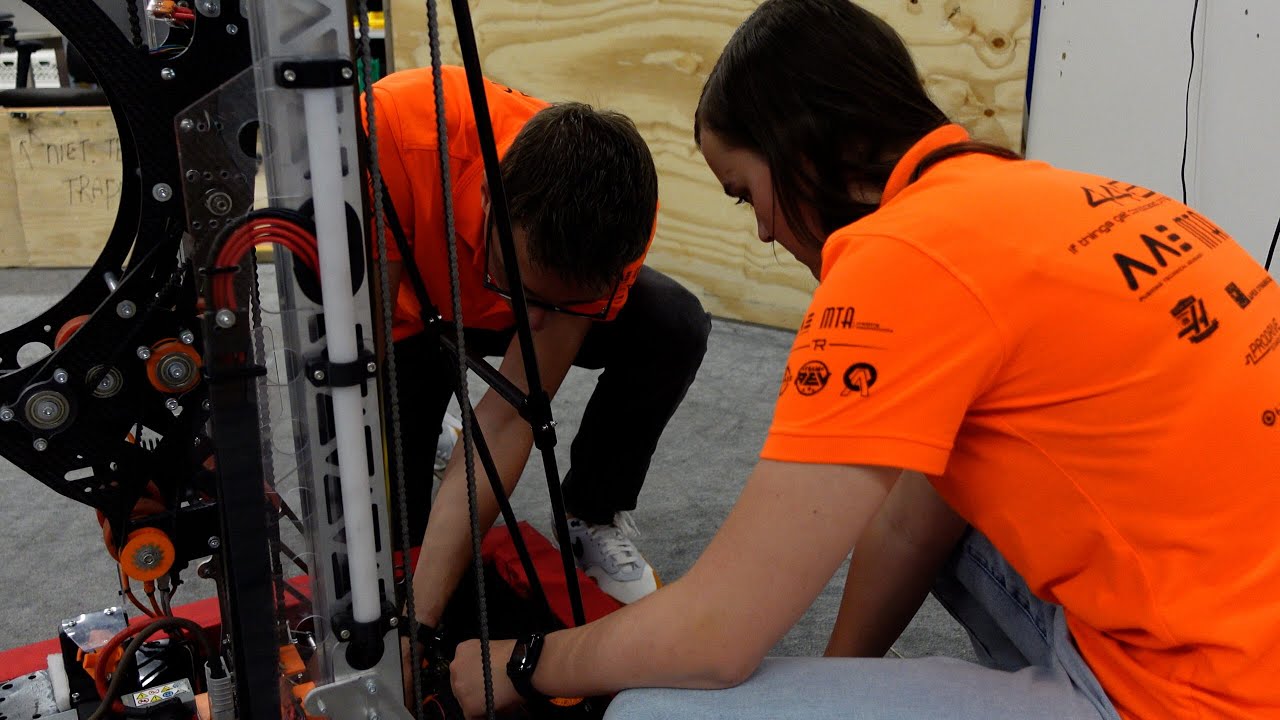 Studenten Marjolein en Mark zitten bij Team Rembrandt