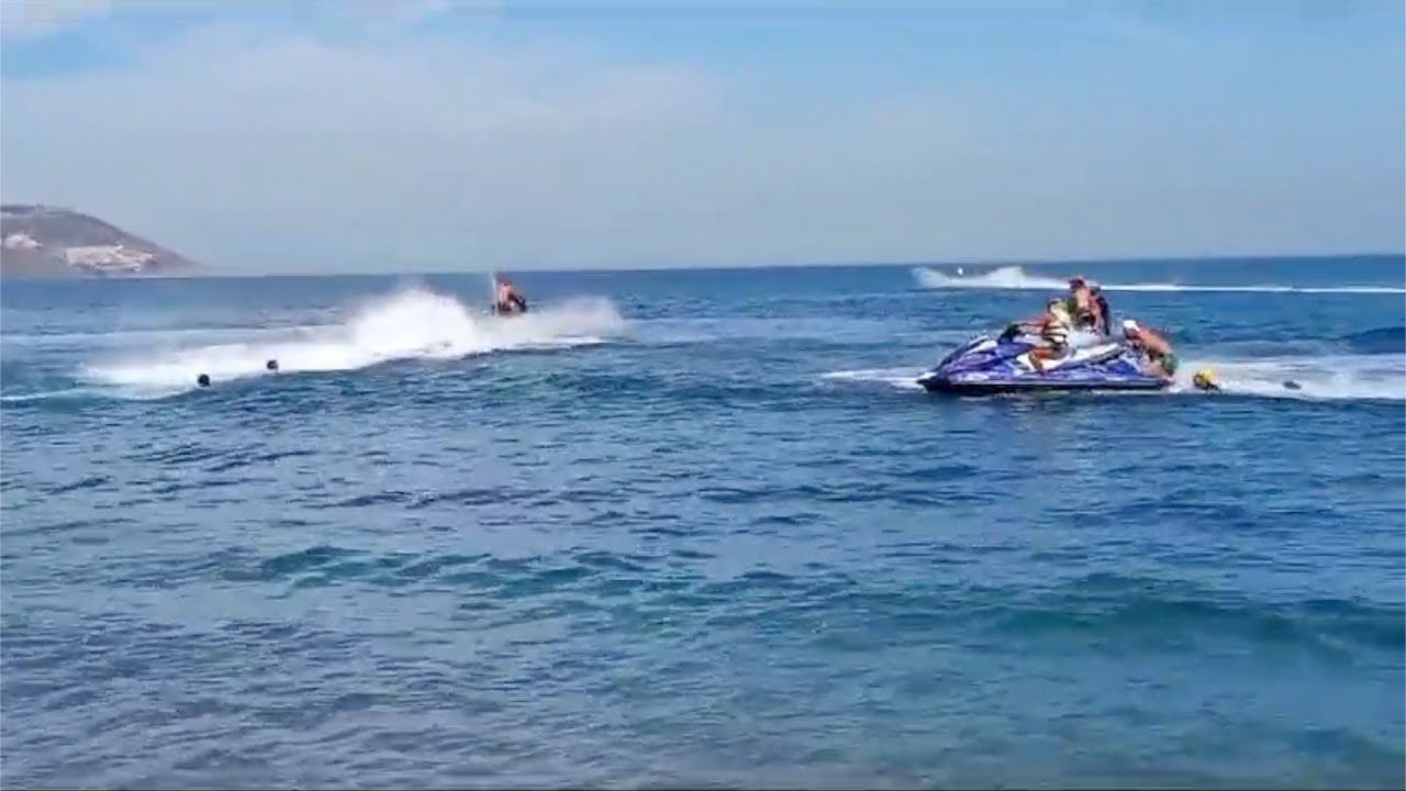 Los traficantes en motos de agua que burlan las estadísticas de Interior