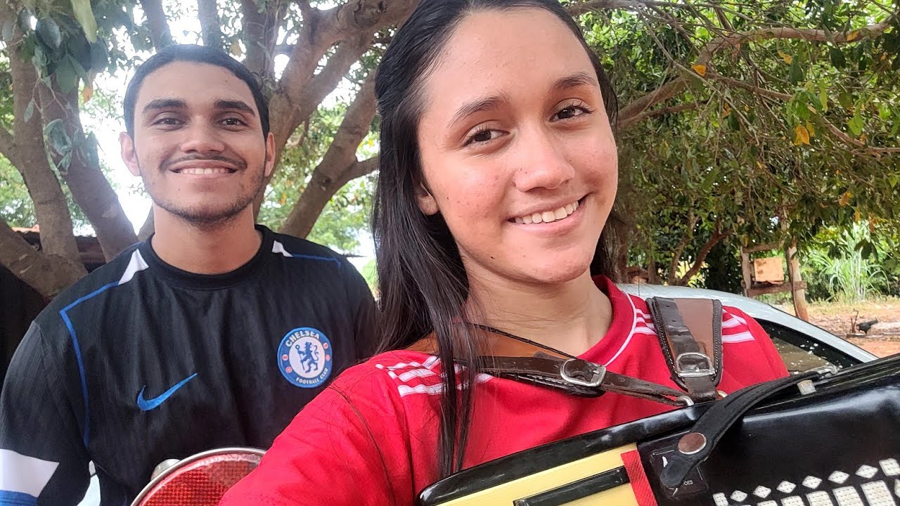 Sanfona e Pandeiro - Mayra e Matheus 