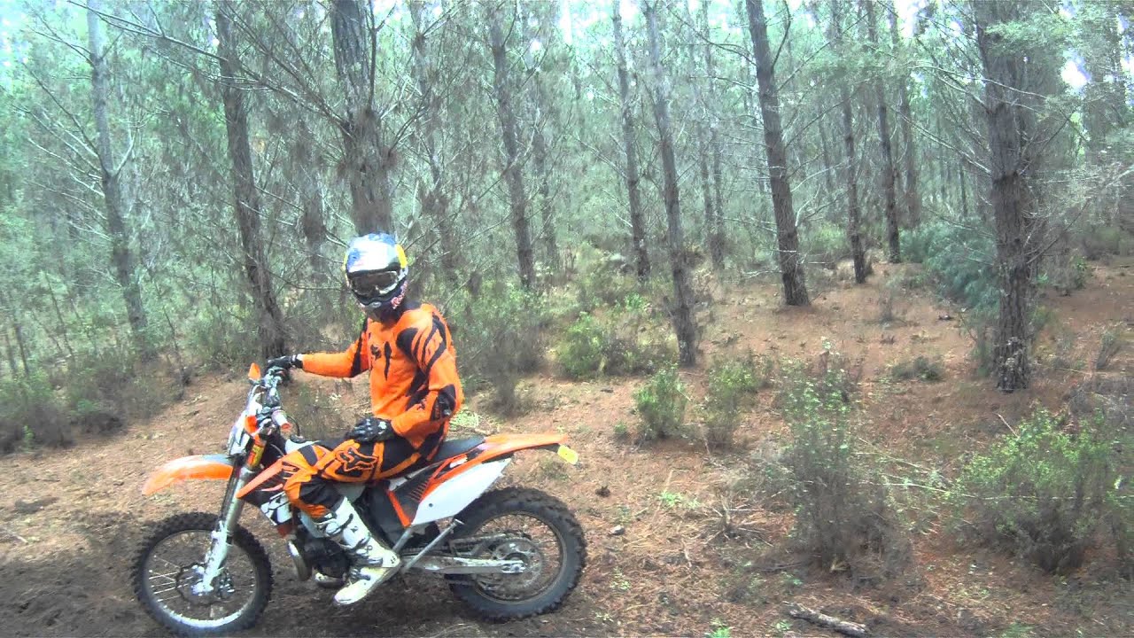 KTM 200 EXC vs KTM 300 EXC - Flowing Singletrack GoPro