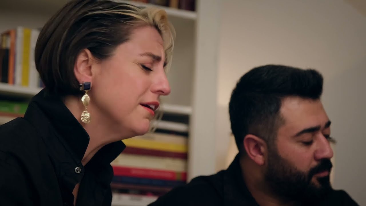 Dilek Türkan & Coşkun Karademir - Gel Gör Beni Aşk Neyledi