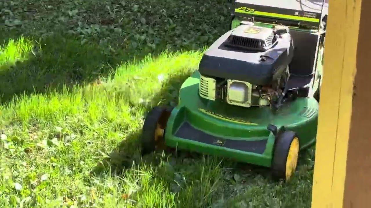 John Deere JE75