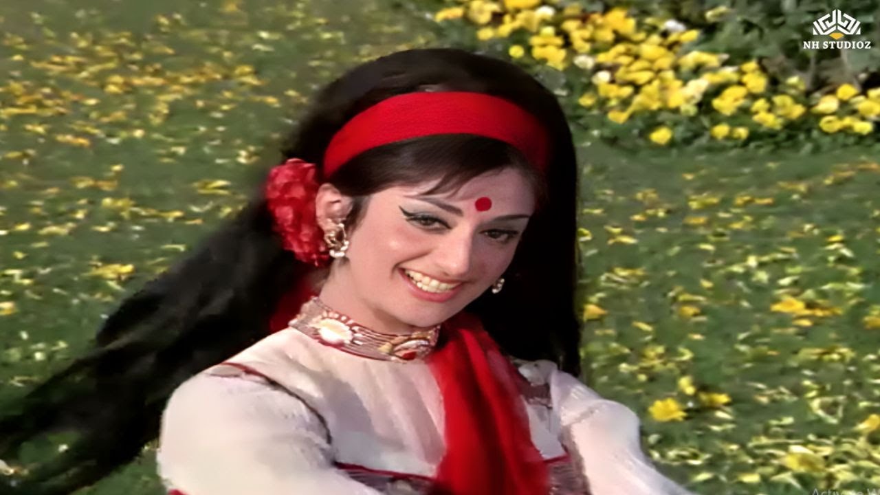 O Nile Parbaton Ki Dhaaraa - Asha Bhosle | Dharmendra, Saira Banu | Aadmi Aur Insaan