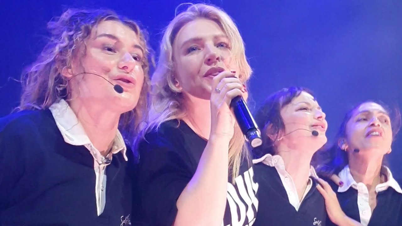 Self Esteem - The Deep Blue Okay (live at Säälchen in Berlin, Germany, 5.11.2025)