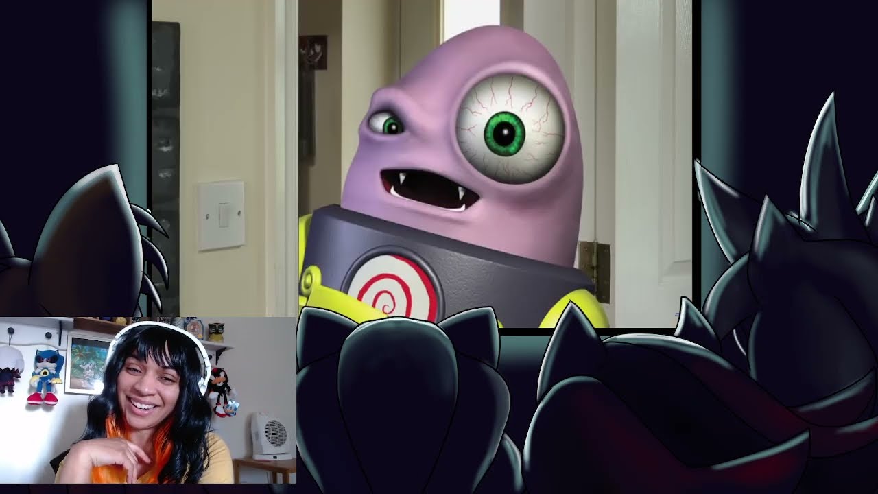 Vixen Reacts :The Stupid World of Portable Crash Bandicoot Games : Caddicarus