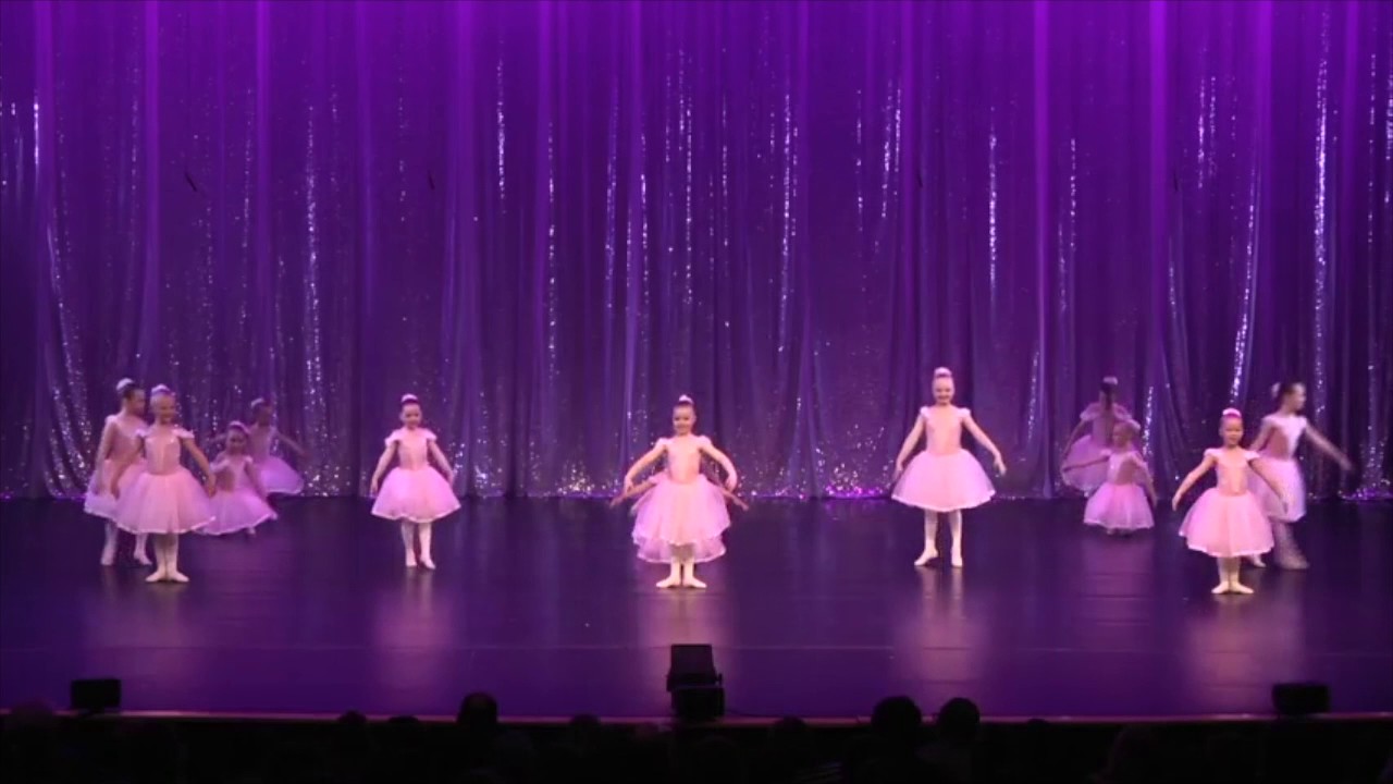 6 years & under Ballet troupe 2016 (Backstage Dance Academy)