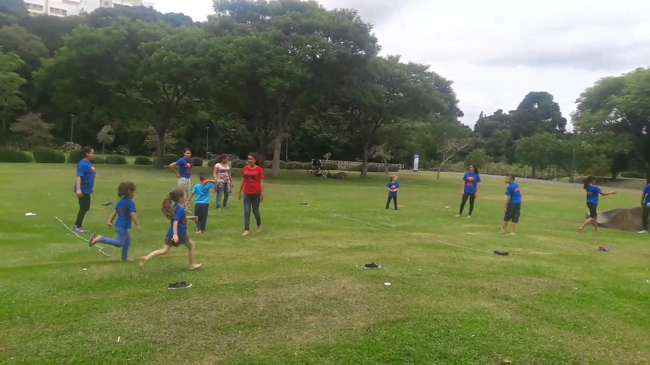 Jogo de queimada - crian&ccedil;as Sede de Justi&ccedil;a