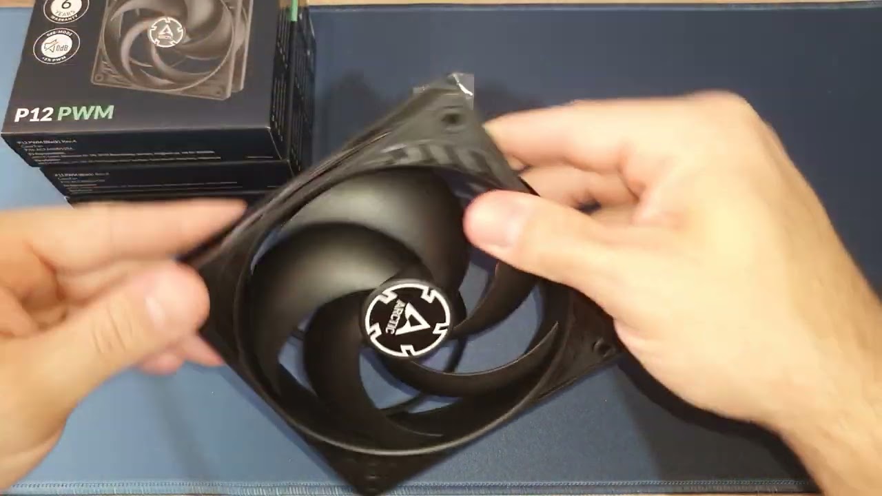 Cooler Fan Arctic P12 PWM, 120mm. Excelente custo benefício e linda !!!