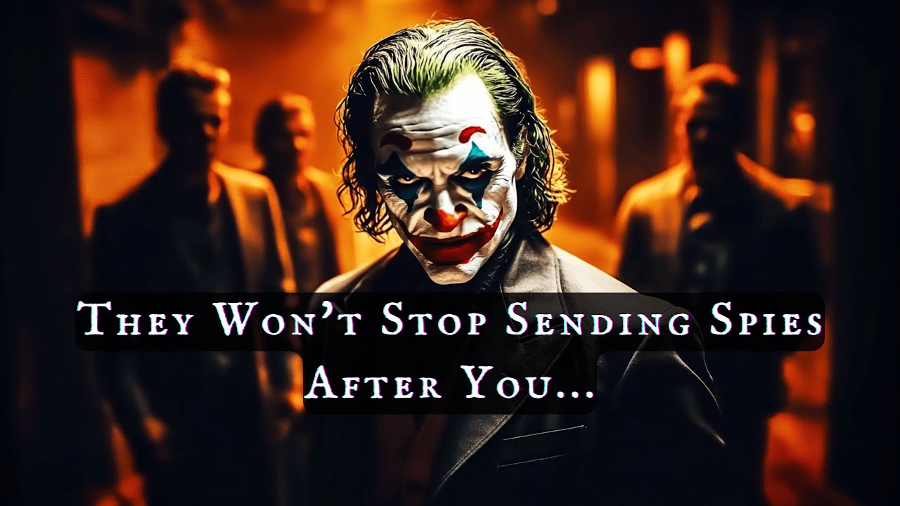 Каждый шпион, которого они наняли, чтобы следить за тобой... увольняется через три дня, повторяя ...